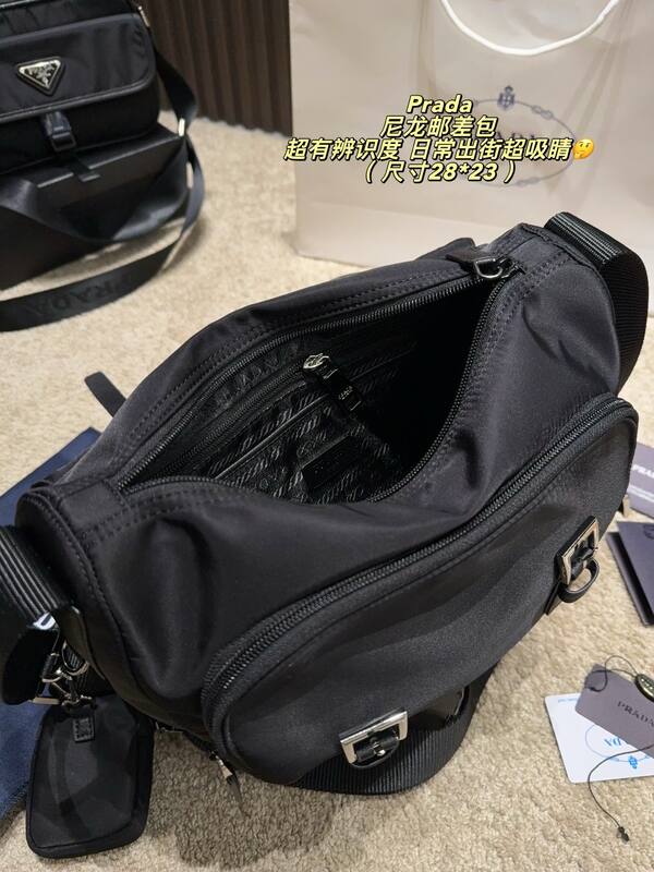 Prada Nylon black 28*23cm crossbody — Top Quality Replica