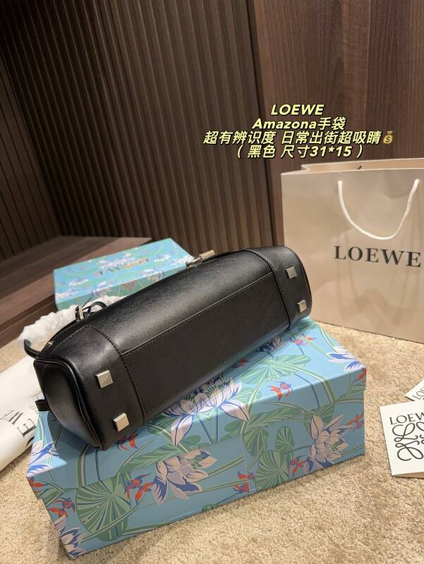 Loewe Amazona Black 31*15cm shoulder — 1:1 Replica