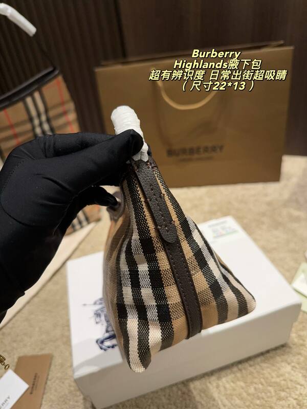 Burberry Highlands Vintage Check with Brown Leather Trim 22*13cm shoulder — Top Quality Replica
