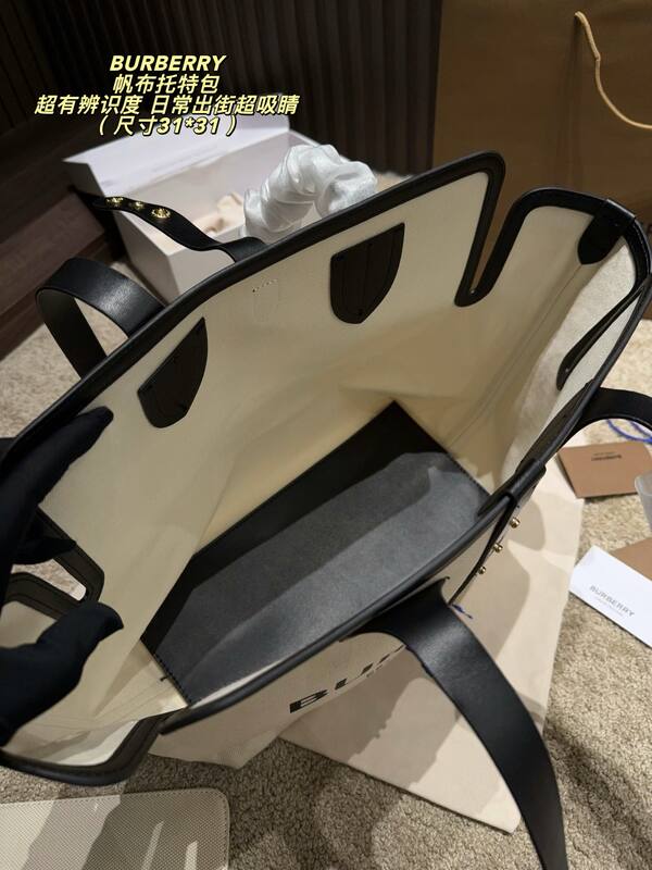 Burberry Horseferry Beige canvas with black leather trim 31*31cm tote — Premium Replica
