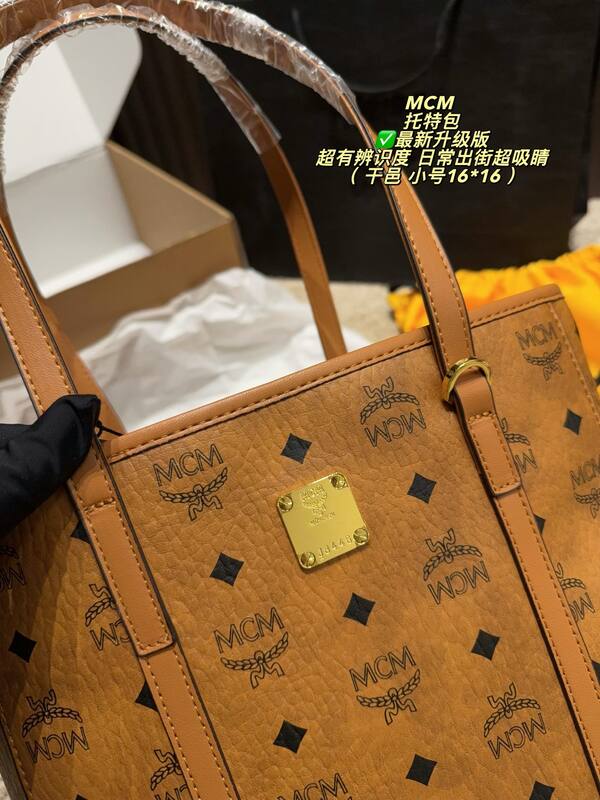 MCM Toni Visetos shoulder bag — 1:1 Replica