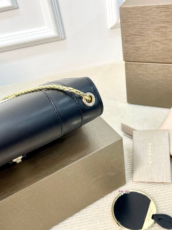 Bulgari shoulder bag — Premium Replica
