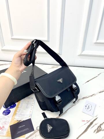 Prada Black 25x18x10cm shoulder bag Premium Replica