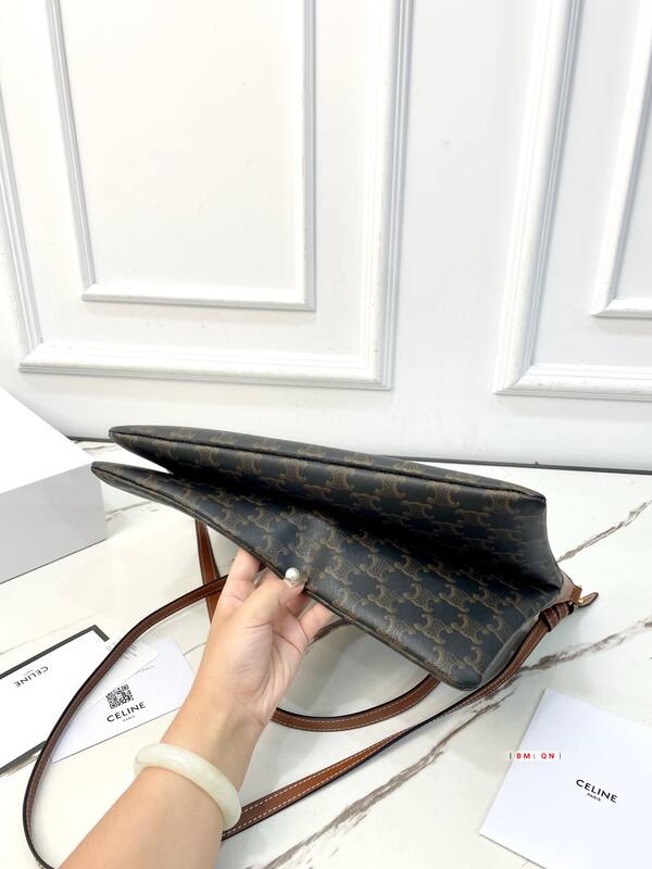 Celine Triomphe everyday — Premium Replica