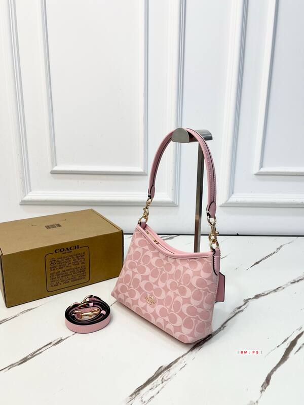 Coach Monogram 25x18x10cm shoulder bag — AAA Quality Replica