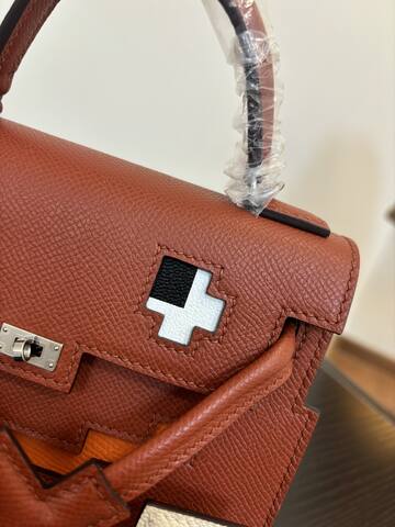 Hermes Mosaic Brown Epsom leather with white and black accents top handle Premium Replica