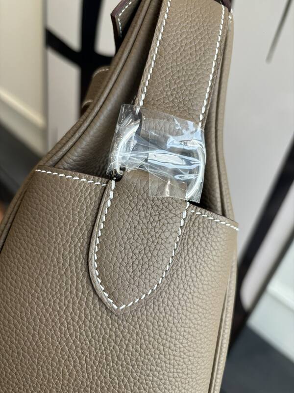 Hermes Kelly Messenger Etoupe — Premium Replica