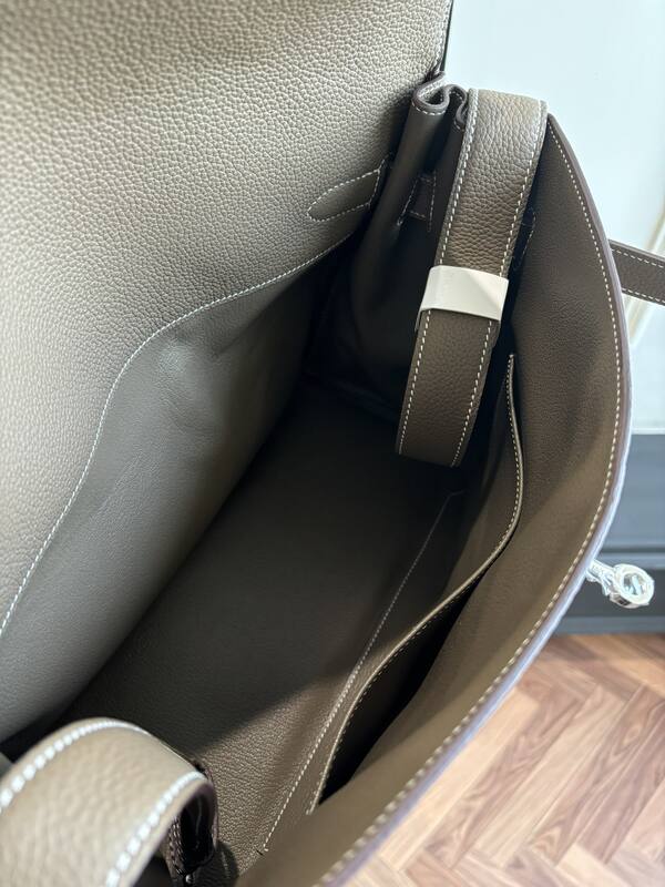 Hermes Kelly Messenger Etoupe — Premium Replica