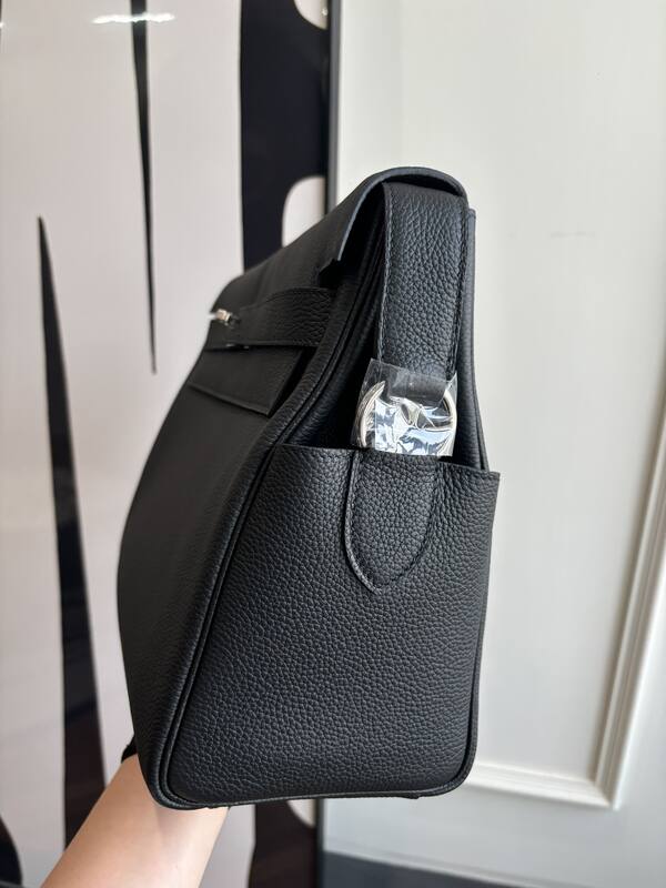 Hermes Kelly Messenger Black — AAA Quality Replica