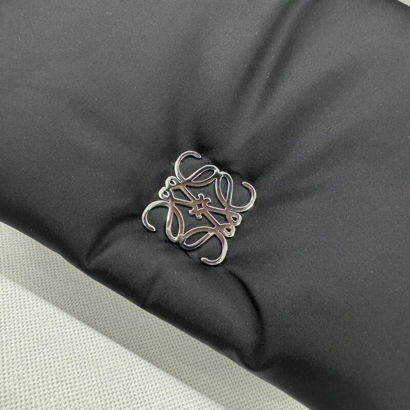 Loewe Black shoulder bag — 1:1 Replica