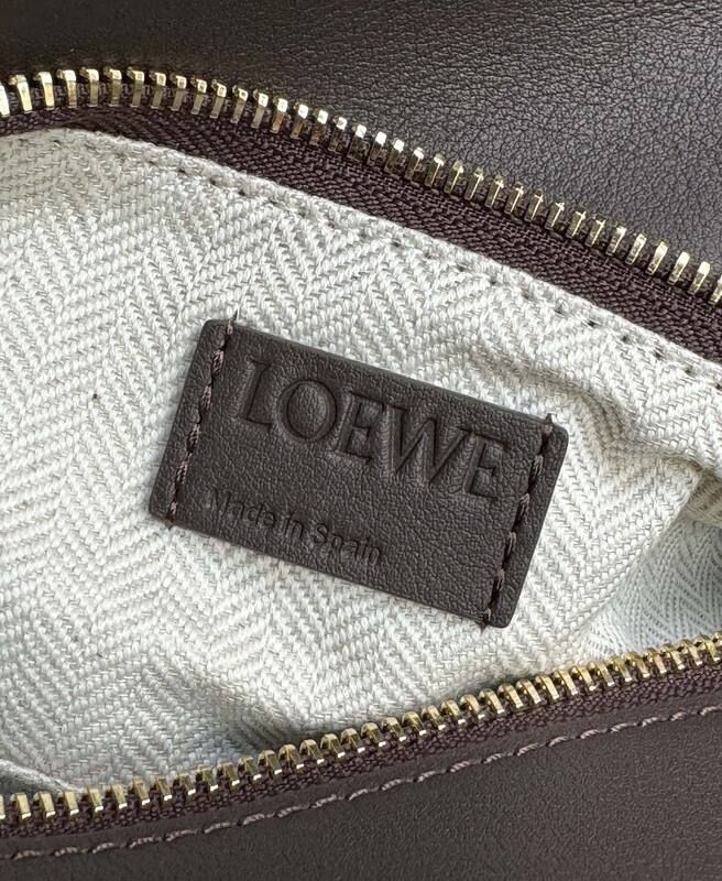 Loewe Brown 25x18x10cm shoulder bag — 1:1 Replica