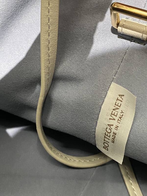 Bottega Veneta White shoulder bag — Top Quality Replica