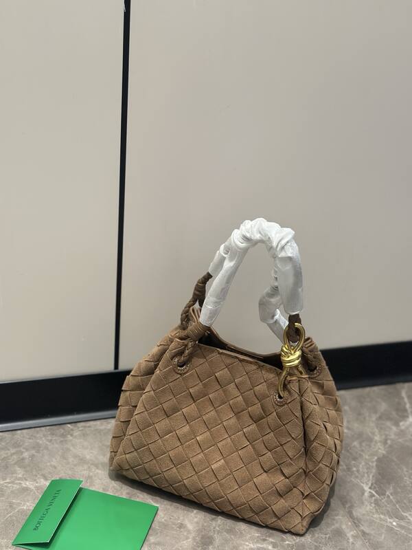 Bottega Veneta Brown 25x18x10cm shoulder bag — 1:1 Replica
