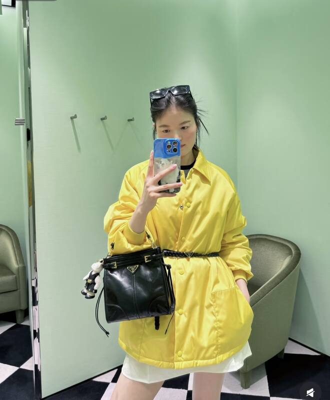 Prada Black 25x18x10cm shoulder bag — Premium Replica