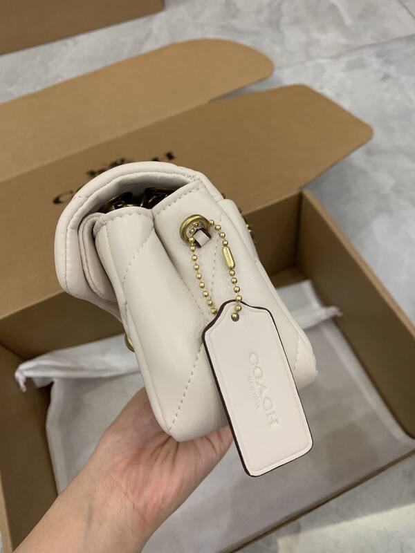 Coach White 25x18x10cm shoulder bag — Top Quality Replica