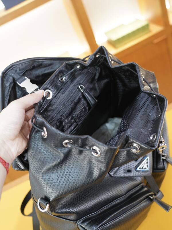Prada Black 38x45x18cm shoulder bag — 1:1 Replica