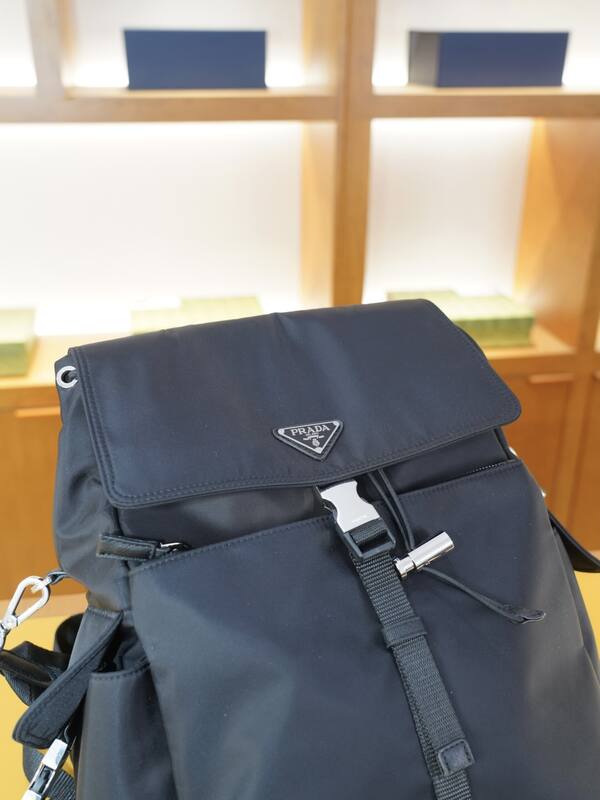 Prada Black shoulder bag — AAA Quality Replica