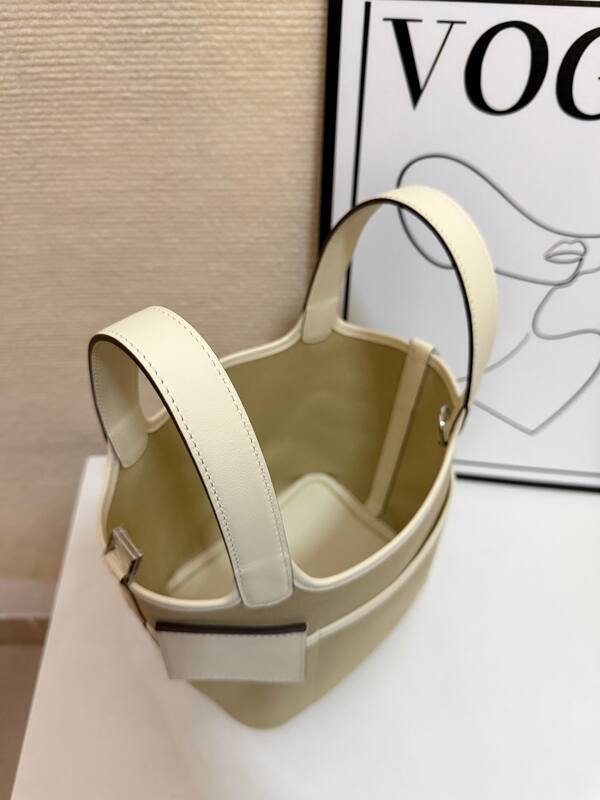 Hermes Cargo Picotin Beige Cream canvas with cream leather trim everyday — Premium Replica