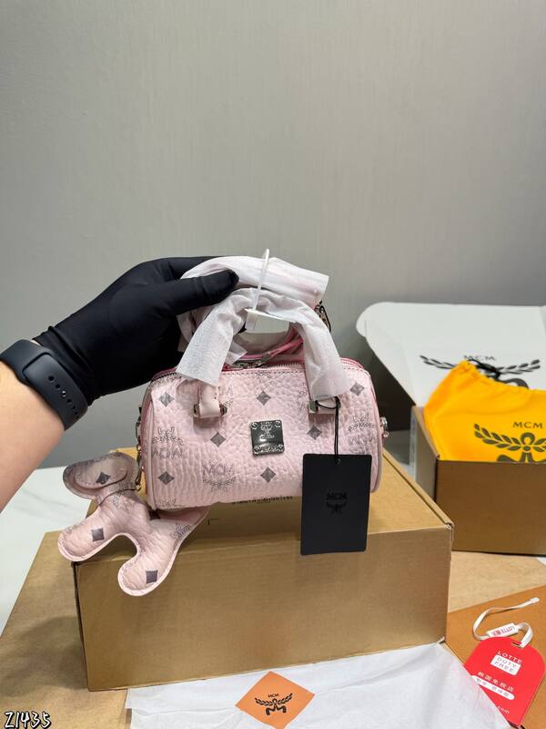 MCM Monogram shoulder bag — Top Quality Replica
