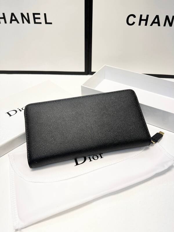 Dior Black everyday — Premium Replica