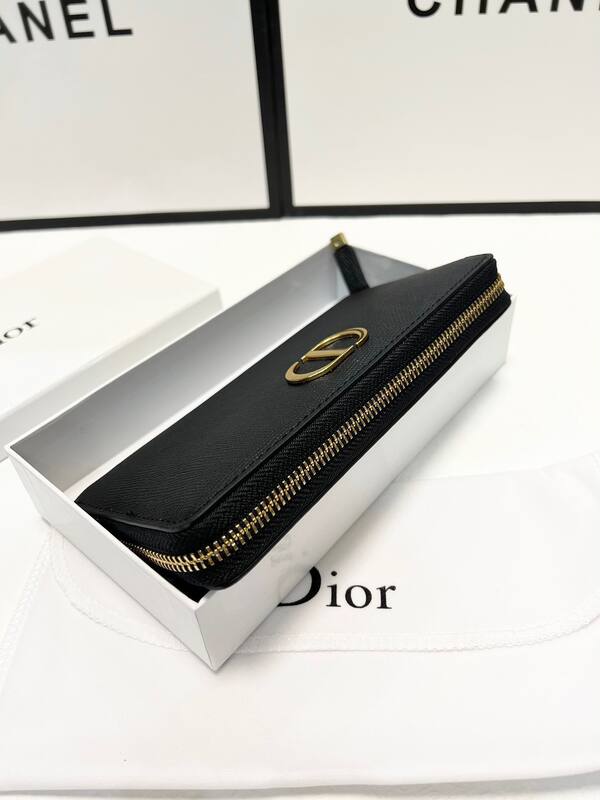 Dior Black everyday — Premium Replica