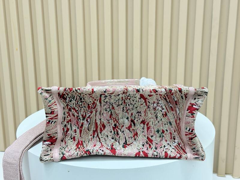 Dior Book Tote Pink floral embroidered canvas small — 1:1 Replica
