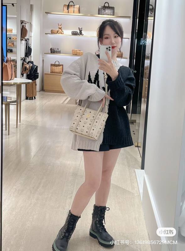 MCM Toni Visetos shoulder bag — AAA Quality Replica