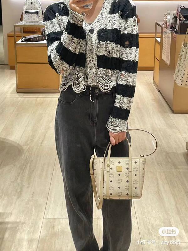 MCM Toni Visetos shoulder bag — AAA Quality Replica