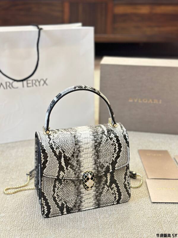 Bulgari shoulder bag — AAA Quality Replica