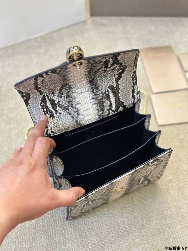 Bulgari shoulder bag — AAA Quality Replica