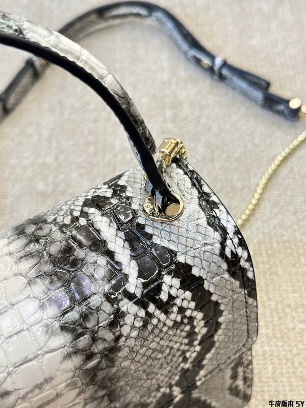 Bulgari shoulder bag — AAA Quality Replica