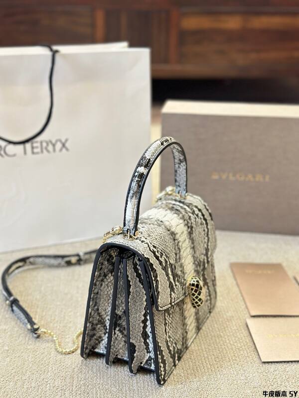 Bulgari shoulder bag — AAA Quality Replica
