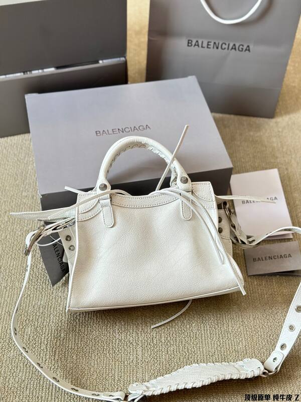 Balenciaga White shoulder bag — 1:1 Replica
