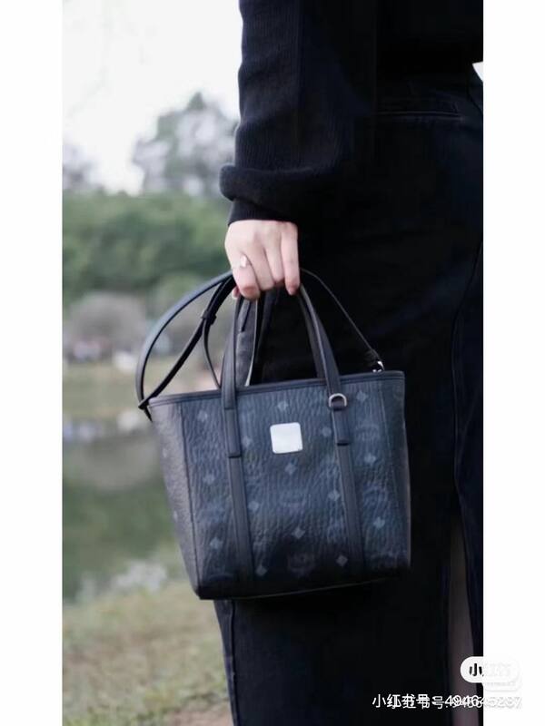 MCM Toni Visetos shoulder bag — Premium Replica