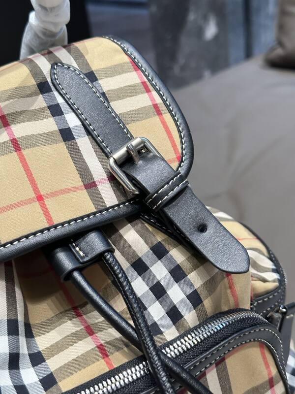 Burberry Black 25x18x10cm shoulder bag — Top Quality Replica