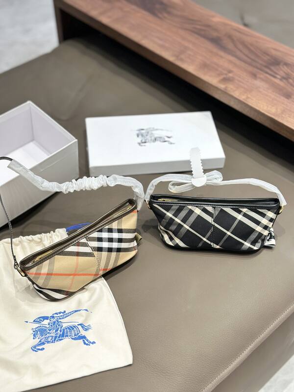 Burberry shoulder bag — AAA Quality Replica