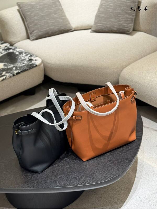 Celine everyday — 1:1 Replica