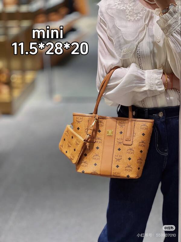 MCM Toni Visetos shoulder bag — Top Quality Replica
