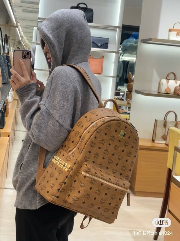 MCM Stark Visetos 30x38x15cm shoulder bag — Premium Replica