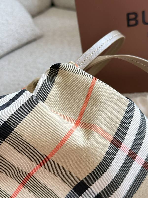 Burberry shoulder bag — AAA Quality Replica
