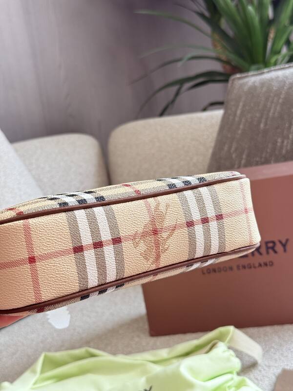 Burberry Brown shoulder bag — Top Quality Replica
