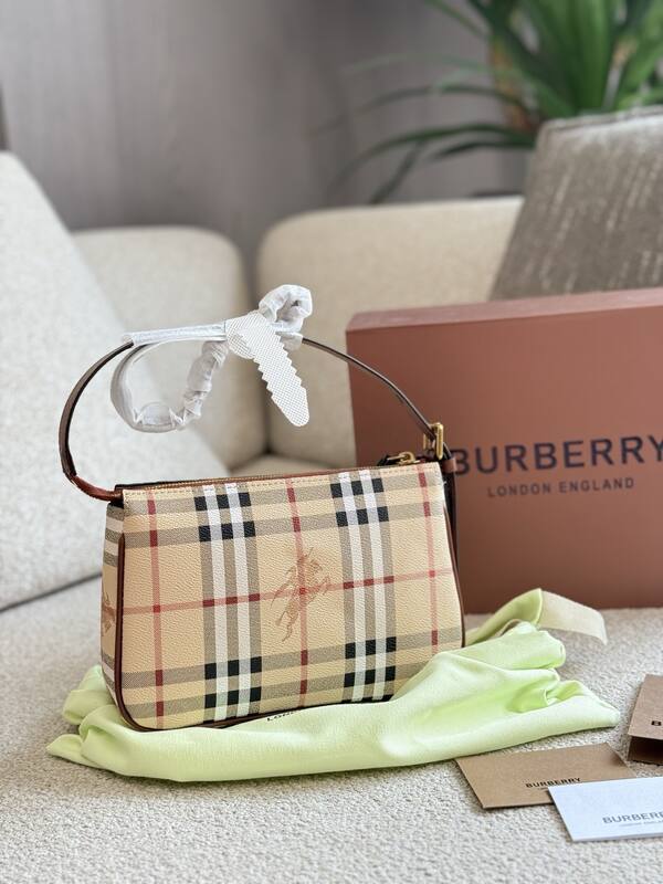 Burberry Brown shoulder bag — Top Quality Replica