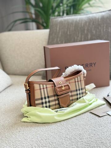 Burberry Brown 25x18x10cm shoulder bag AAA Quality Replica