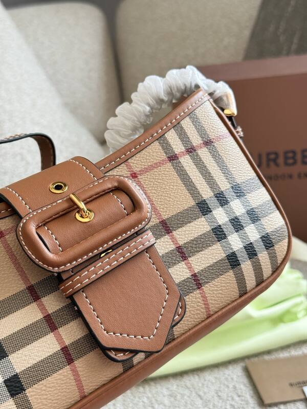 Burberry Brown 25x18x10cm shoulder bag — AAA Quality Replica