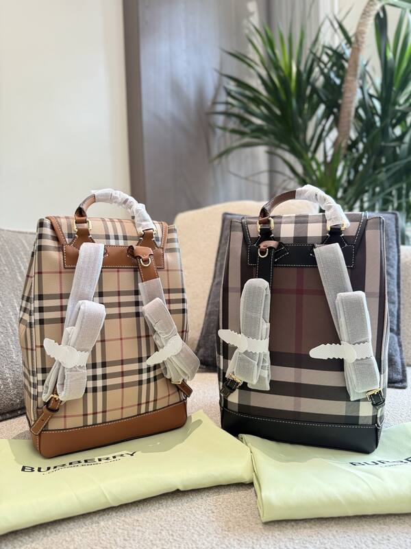 Burberry shoulder bag — Premium Replica