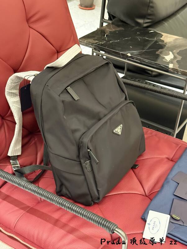 Prada Black shoulder bag — Top Quality Replica