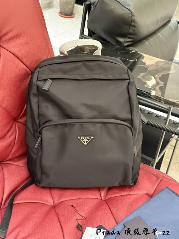 Prada Black shoulder bag — Top Quality Replica