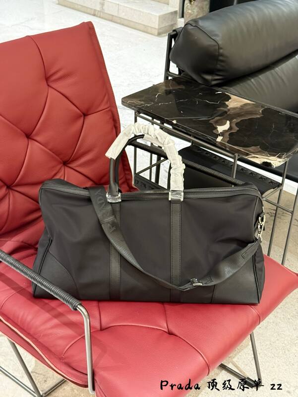 Prada Black 40x30x16cm shoulder bag — AAA Quality Replica