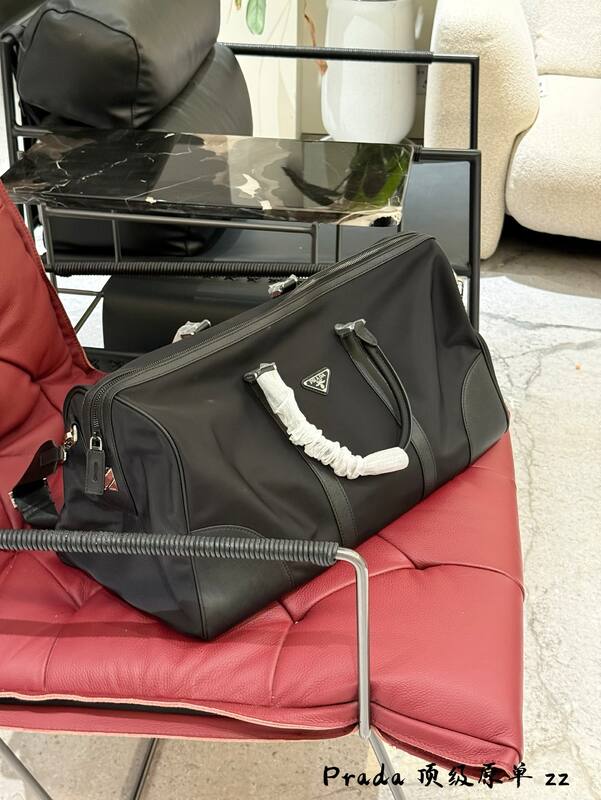 Prada Black 40x30x16cm shoulder bag — AAA Quality Replica
