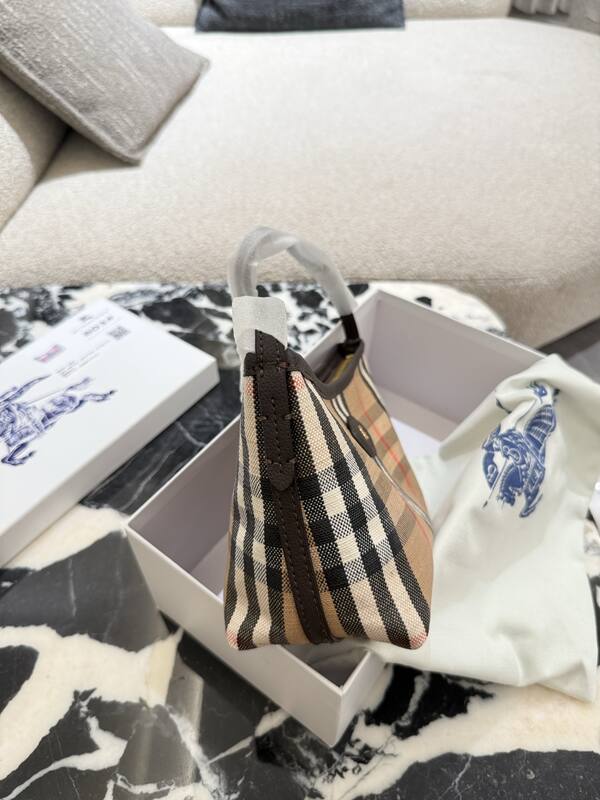 Burberry Brown shoulder bag — AAA Quality Replica